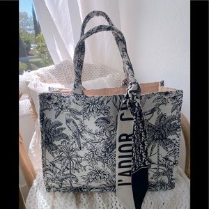 H&M tropical woven (Dior style) tote